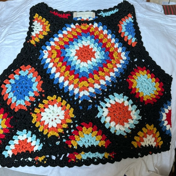 Altar'd State Tops - Altar’s state granny square crocheted tank top